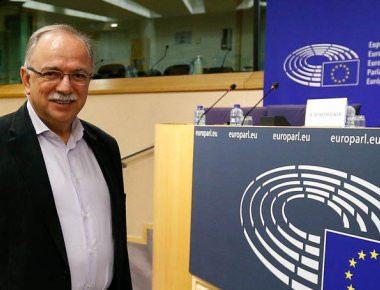 Δ. Παπαδημούλης: «Το σημερινό Eurogroup μπορεί να οδηγήσει και εργαζόμαστε για αυτό, σε ένα αρχικό πλαίσιο συμφωνίας»